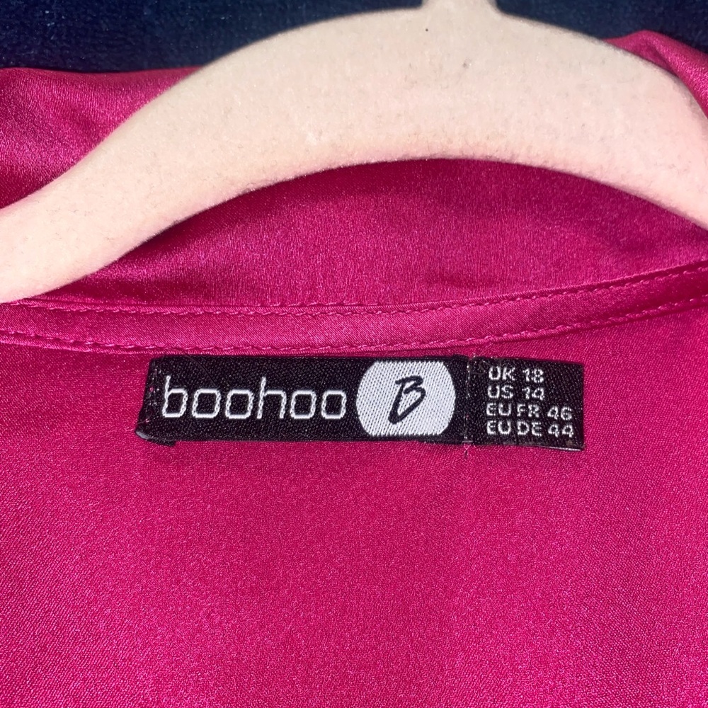 Boohoo Satin Wrap Skater Dress New missing tag 💙 multiple items make an offer - Picture 4 of 7